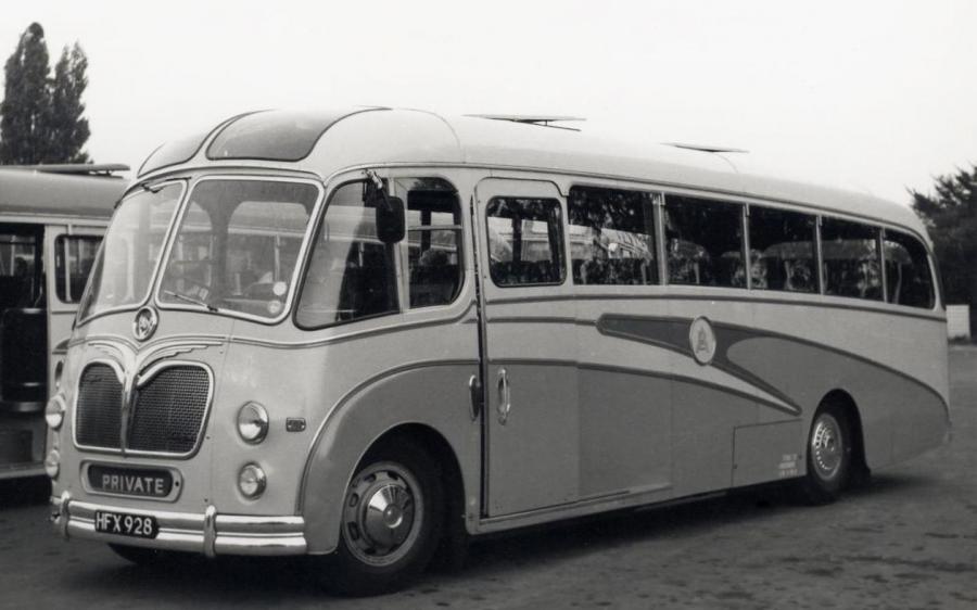 Bedford SBG Duple Vega (C41F) (UK) '1951
